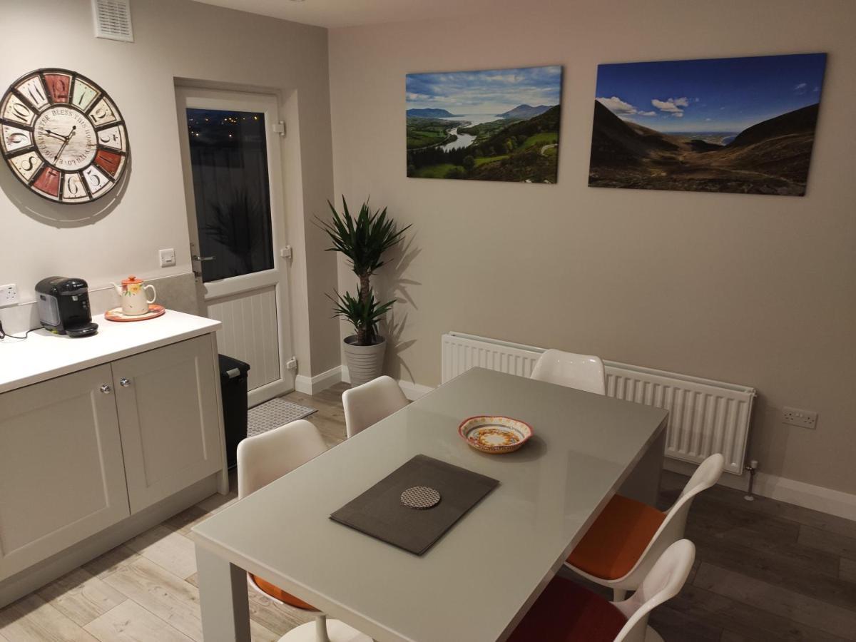 Vila Newryview Exteriér fotografie